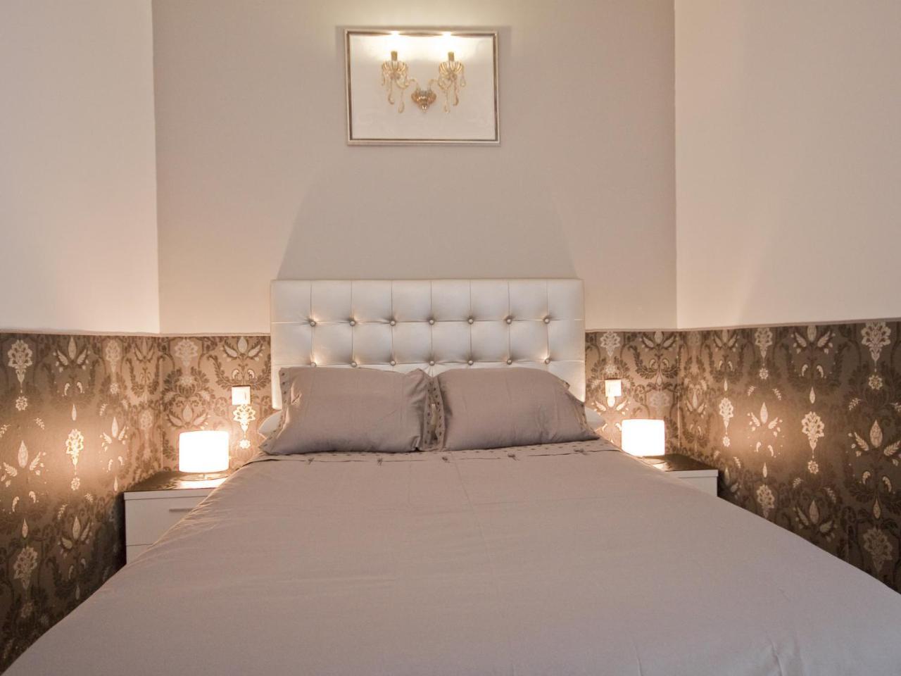 Deluxe En Plaza Mayor Madrid Extérieur photo